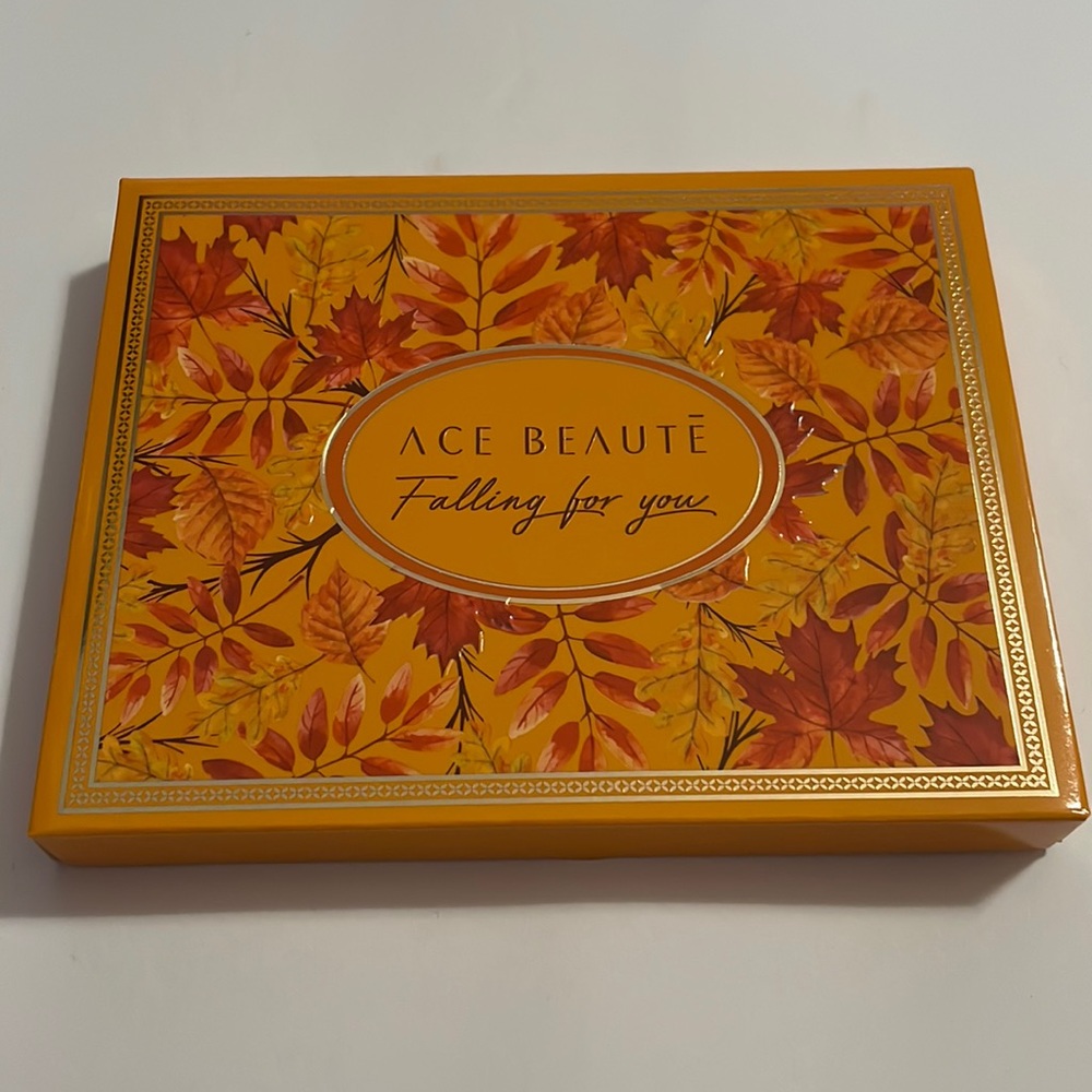 Ace Beaute Falling For You Eyeshadow Palette